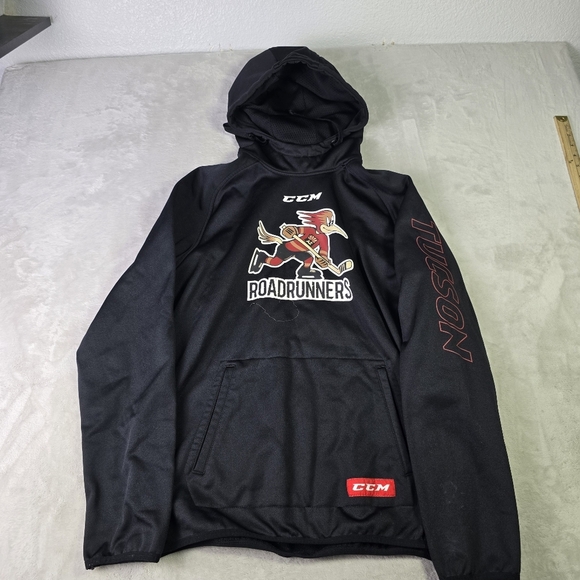 CCM Tucson Roadrunners Hoodie Black Sz Med - Picture 1 of 9
